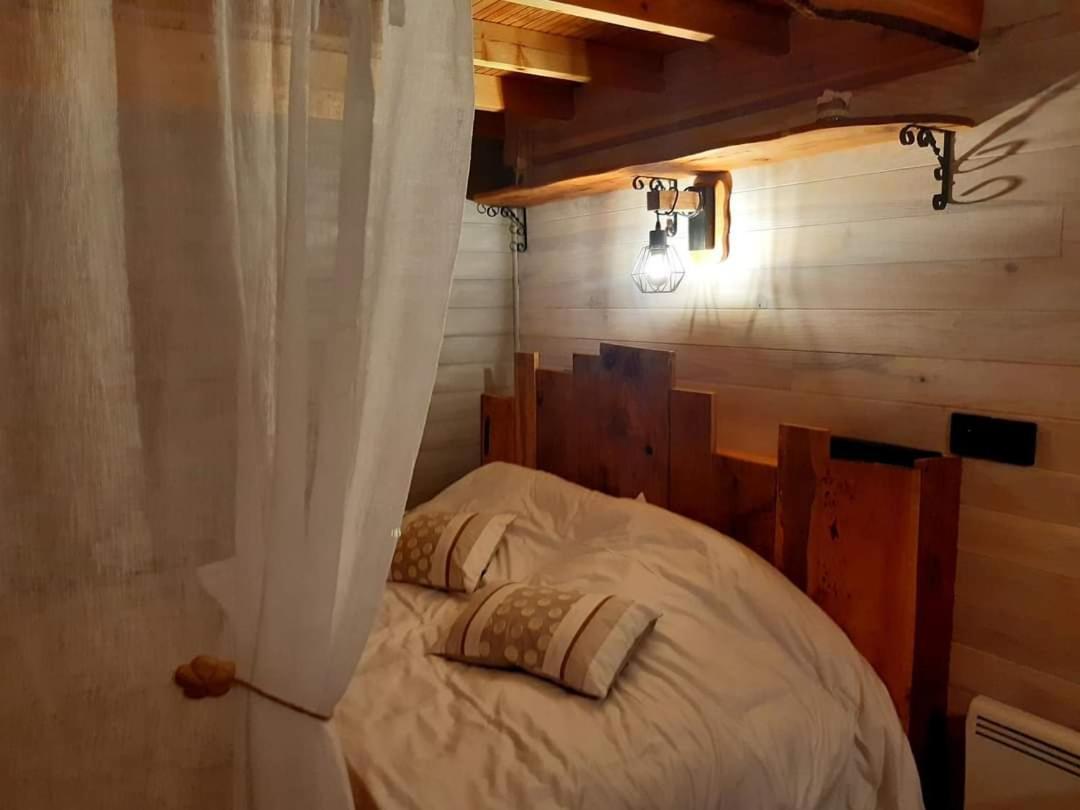 Tiny House Pensionat Saint-Vallier  Eksteriør billede