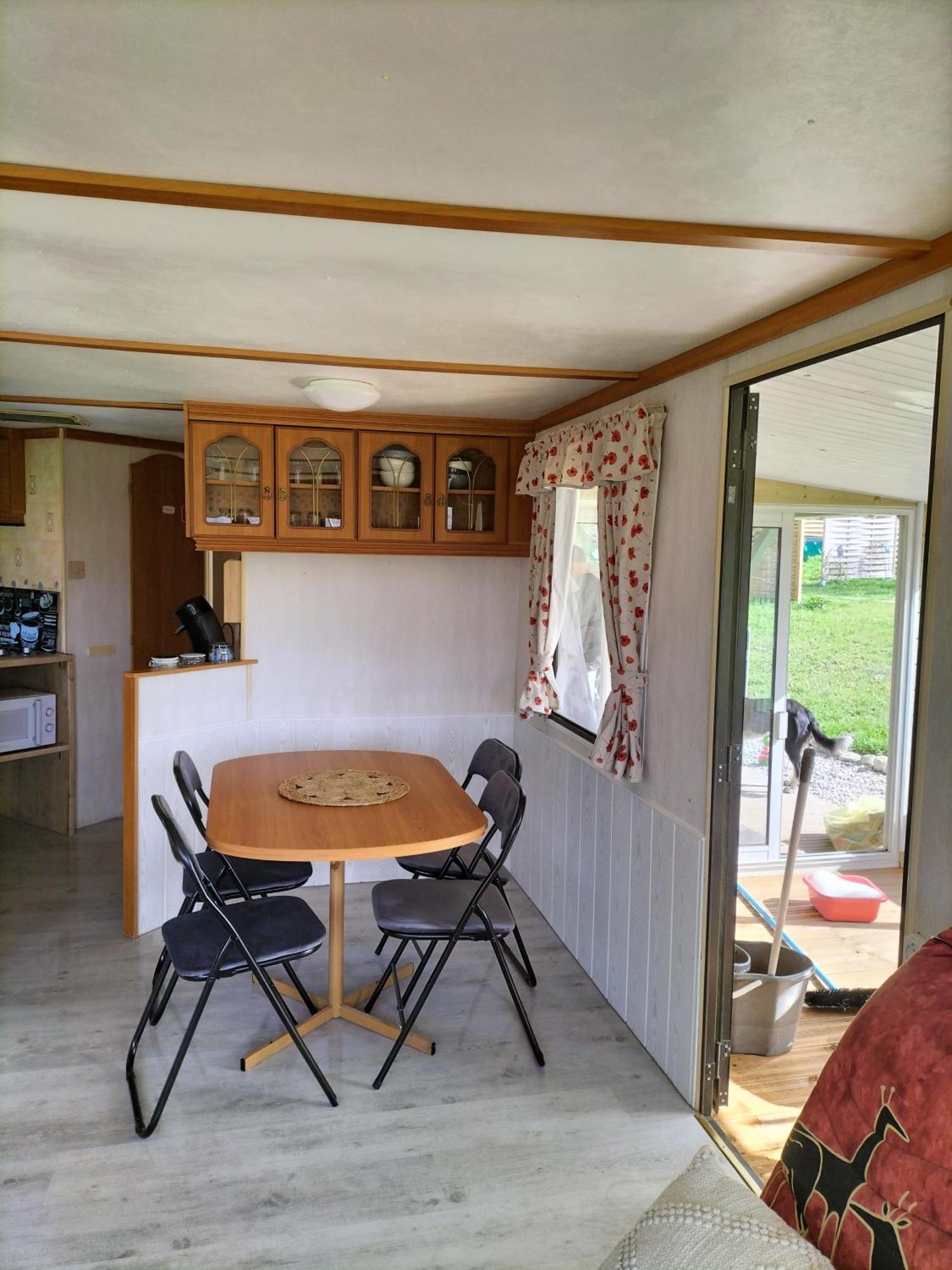 Tiny House Pensionat Saint-Vallier  Eksteriør billede