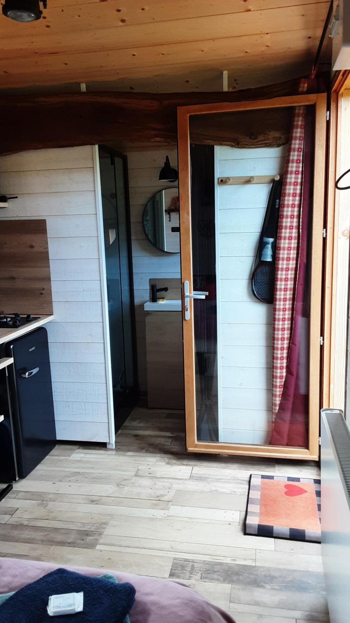Tiny House Pensionat Saint-Vallier  Eksteriør billede