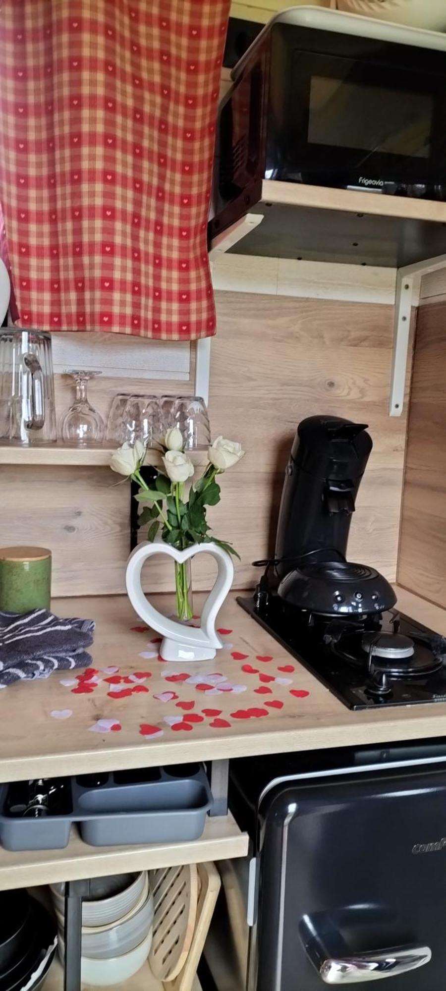 Tiny House Pensionat Saint-Vallier  Eksteriør billede