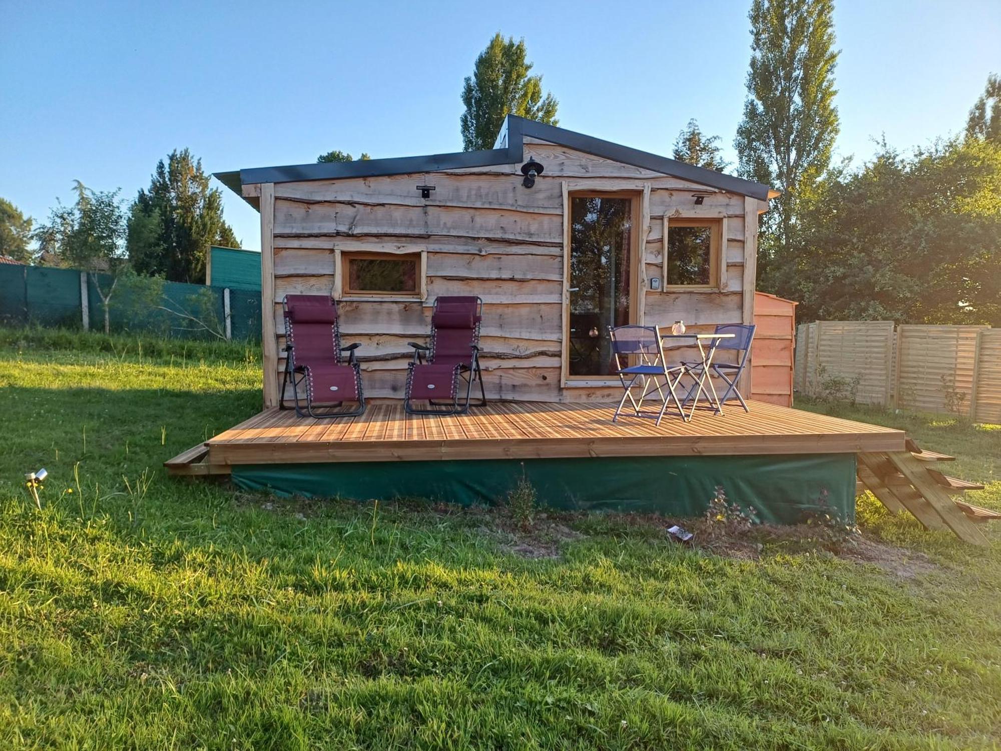 Tiny House Pensionat Saint-Vallier  Eksteriør billede